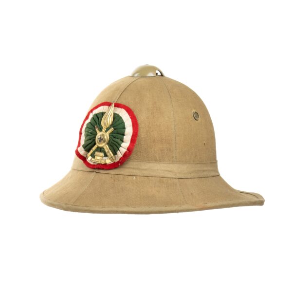Italian colonial helmet 1942